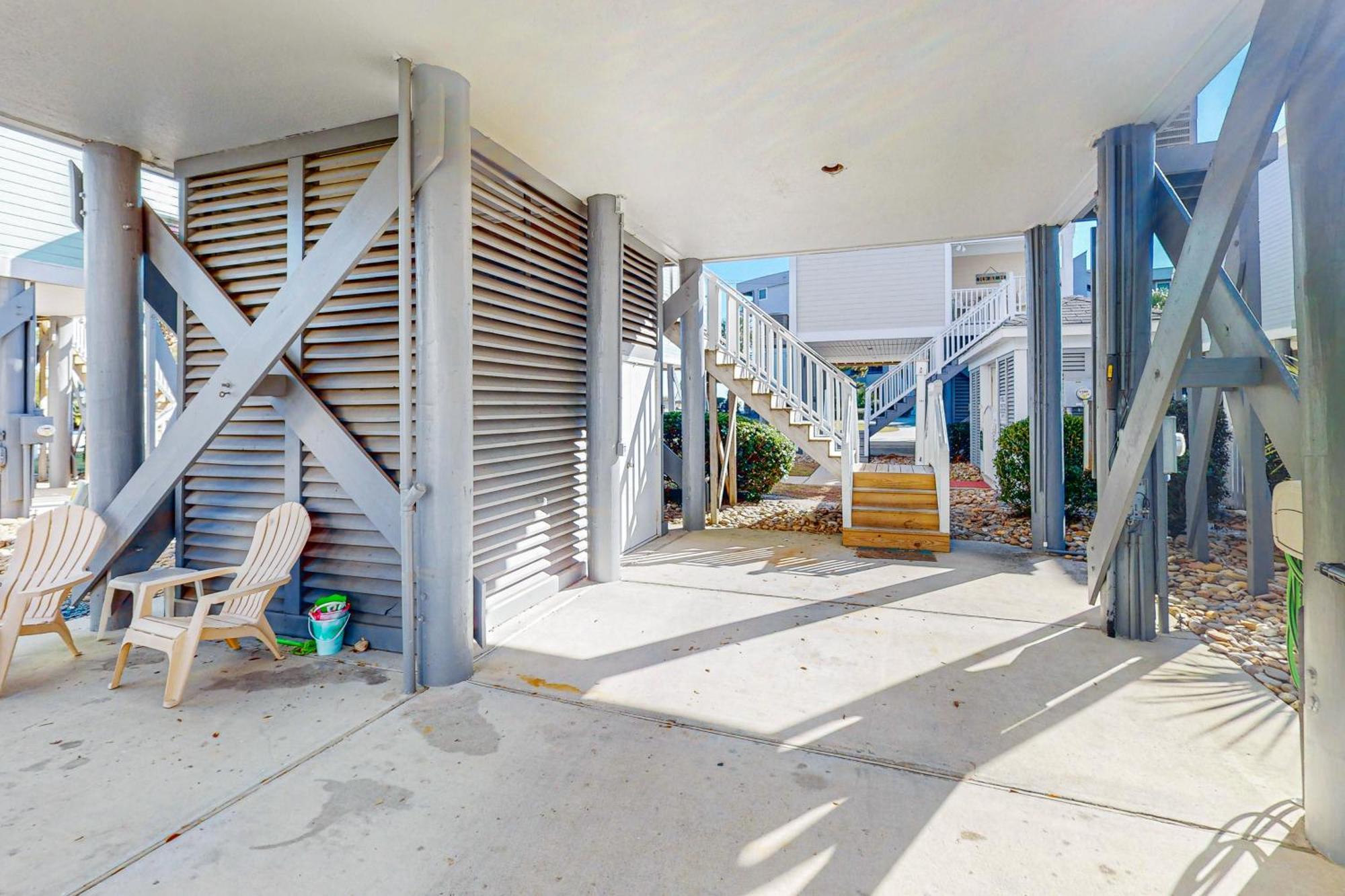 The Coral Stilt Villa Myrtle Beach Exterior photo